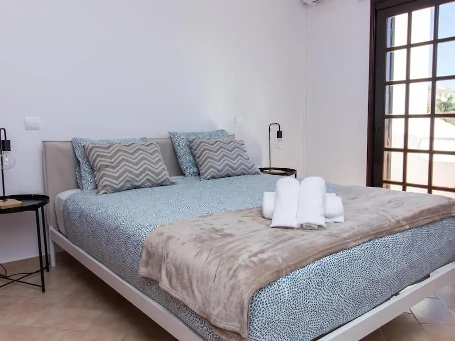 Villa Dogueno- Privat Pool & Privacy & Albufeira Center