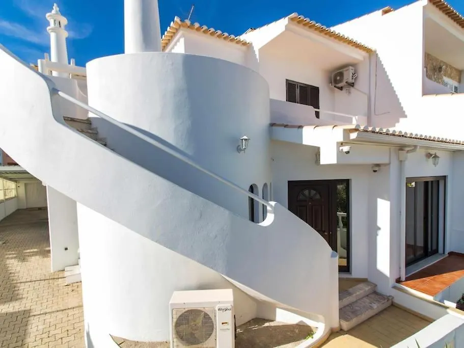 Villa Dogueno- Privat Pool & Privacy & Albufeira Center