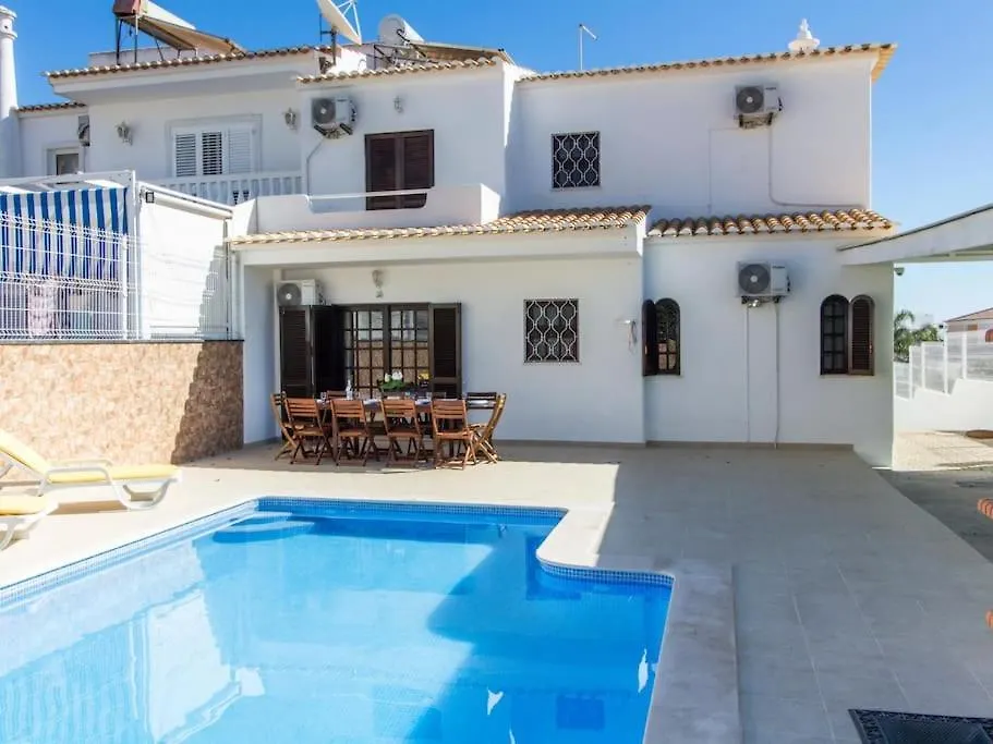 Villa Dogueno- Privat Pool & Privacy & Albufeira Center
