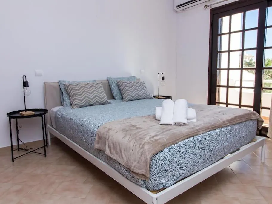 Villa Dogueno- Privat Pool & Privacy & Albufeira Center Portugal